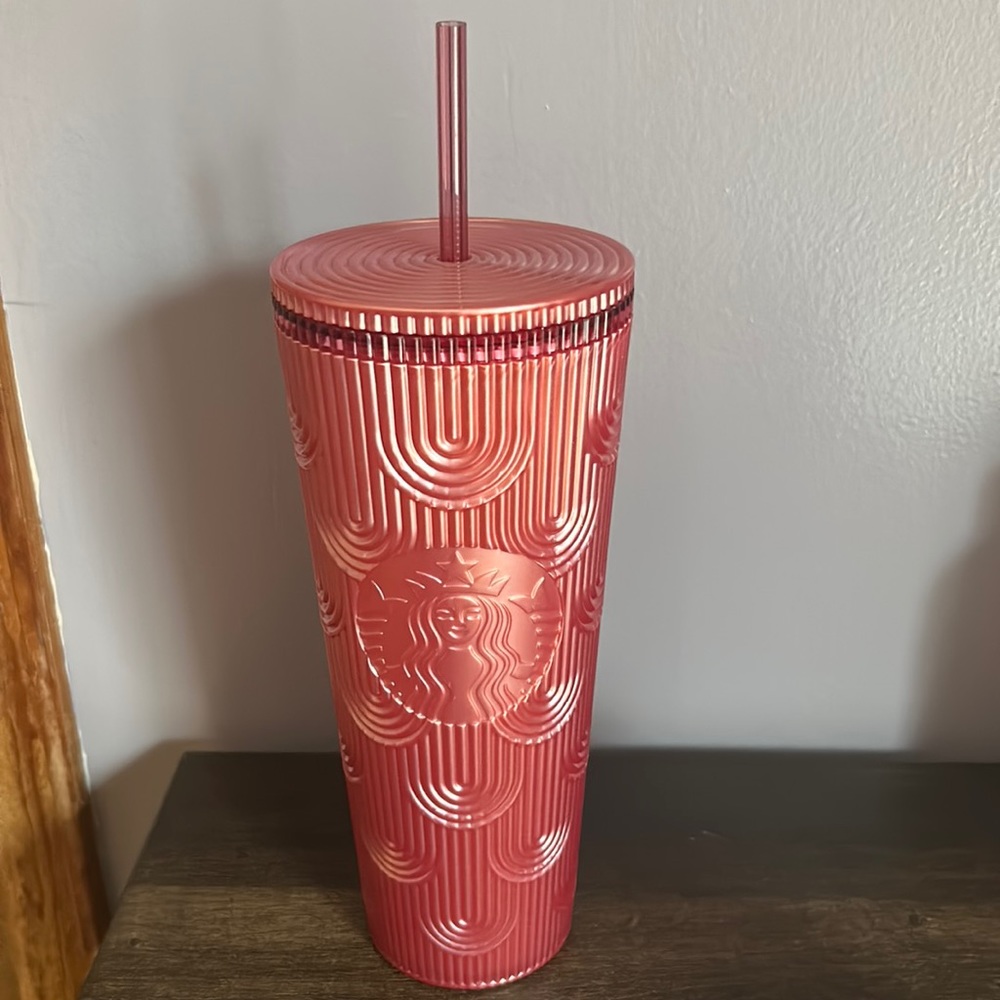 2023 STARBUCKS METALLIC PINK MERMAID SHELL SCALES TEXTURED TUMBLER 24oz